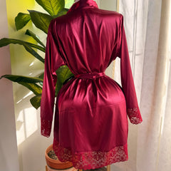 Levantadora Satin Vinotinto