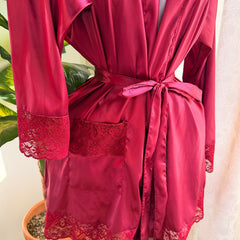 Levantadora Satin Vinotinto